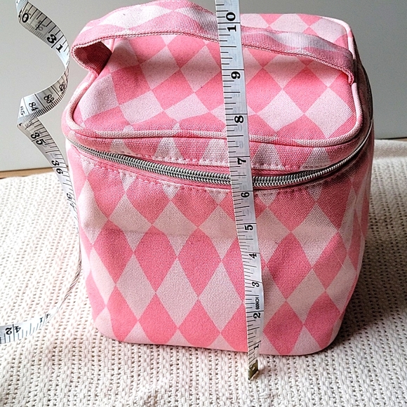 Soap and glory makeup bag - Picture 7 of 7